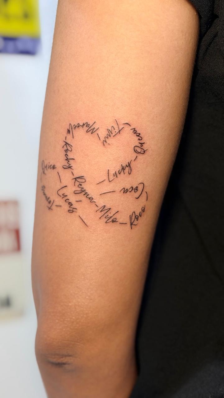 Tatuaje ramas cerezo mano — Top Level Studio